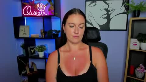 Snapshot of amanda_burn chatting on June 2026 01:46:01 PM Amanda online show from June 2026 01:46:01 PM