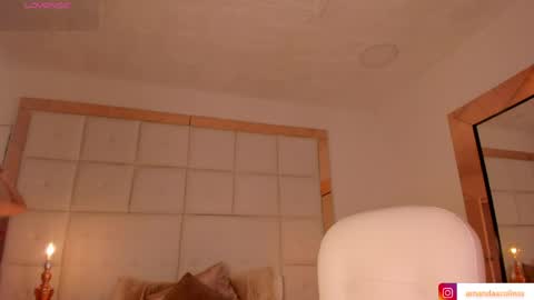 Snapshot of amanda_colin chatting on May 2026 08:26:01 PM Amanda online show from May 2026 08:26:01 PM