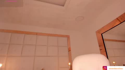 Snapshot of amanda_colin chatting on June 2026 07:37:02 PM Amanda online show from June 2026 07:37:02 PM