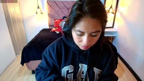 Snapshot of amanda_fox__ chatting on April 2026 08:20:02 PM AMANDA FOX online show from April 2026 08:20:02 PM