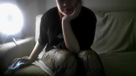 amanda_mia online show from June 2026 10:37:01 PM