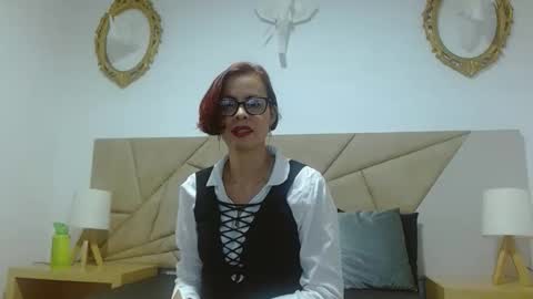 amanda_ramirez online show from October 2025 07:54:02 PM
