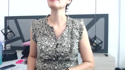 amanda_ramirez online show from July 2026 11:31:01 PM