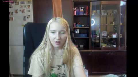 Amanda online show from November 2025 12:59:02 PM