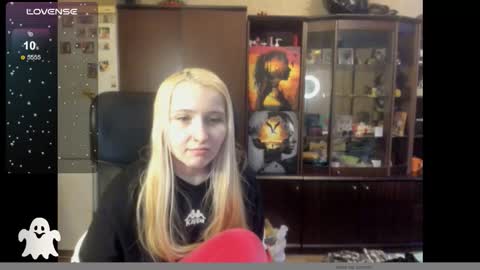 Amanda online show from November 2025 12:38:02 PM