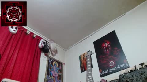 Amanda Valeska online show from September 2025 01:32:01 PM