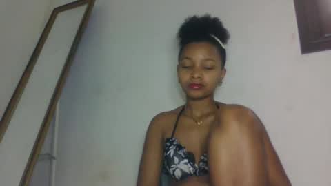 amandaaa25 online show from September 2025 07:10:02 AM