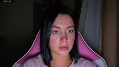 Snapshot of amandaarose chatting on June 2026 07:27:02 PM Amanda Rose online show from June 2026 07:27:02 PM