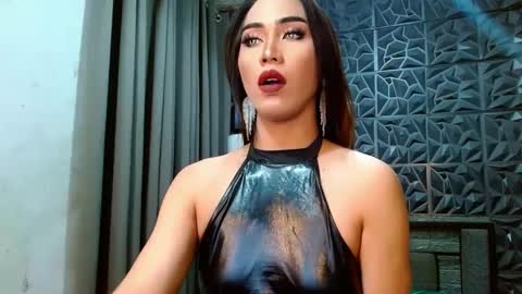 amandaleon online show from January 2025 01:42:01 PM