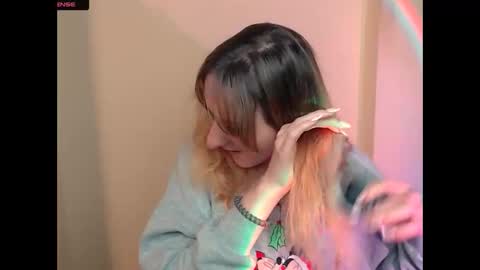 Amanda online show from October 2025 08:20:01 AM