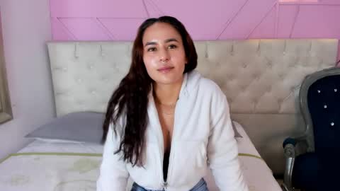 Amara  online show from May 2026 01:51:02 PM