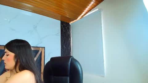 Snapshot of amara_vega chatting on September 2025 12:05:02 PM Amara Vega online show from September 2025 12:05:02 PM