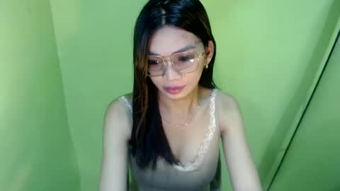 Snapshot of amarabellax chatting on June 2026 04:06:02 AM BELLA online show from June 2026 04:06:02 AM