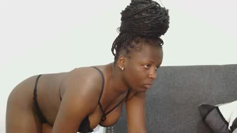 Snapshot of amaracandie chatting on April 2026 06:55:01 PM ebony-candie online show from April 2026 06:55:01 PM