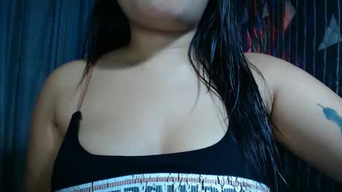 Snapshot of amaragirl_1 chatting on December 2025 10:52:02 AM amaragirl_1 online show from December 2025 10:52:02 AM