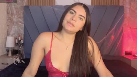 amarahanks_ online show from October 2025 11:49:02 AM