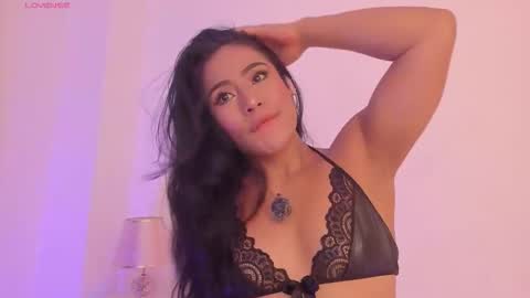 Snapshot of amaraht_ chatting on November 2025 04:25:02 AM Amara online show from November 2025 04:25:02 AM