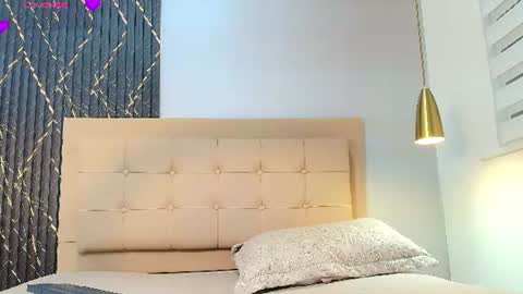 Snapshot of amaranta_blake chatting on July 2026 04:04:01 AM AMARANTA online show from July 2026 04:04:01 AM