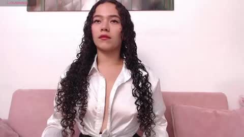Snapshot of amaranta_f00x chatting on April 2026 12:33:01 PM Amaranta online show from April 2026 12:33:01 PM