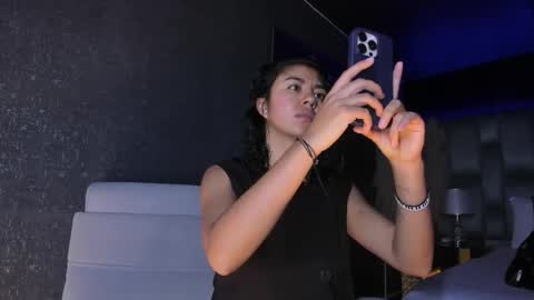 Snapshot of amarettho chatting on October 2025 11:09:01 AM Emily online show from October 2025 11:09:01 AM