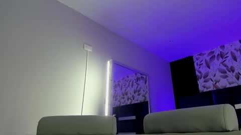 Snapshot of amarettho chatting on November 2025 10:37:02 AM Emily online show from November 2025 10:37:02 AM