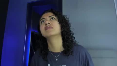 Snapshot of amarettho chatting on November 2025 02:05:02 PM Emily online show from November 2025 02:05:02 PM