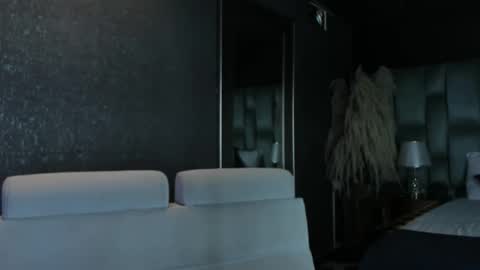 Emily online show from January 2026 10:20:02 AM