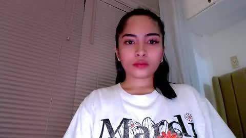 Snapshot of amariahholly chatting on December 2025 11:52:02 AM Amariah Holly online show from December 2025 11:52:02 AM