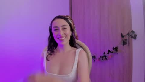 Snapshot of amatista_4 chatting on April 2026 06:01:02 PM Amatista online show from April 2026 06:01:02 PM