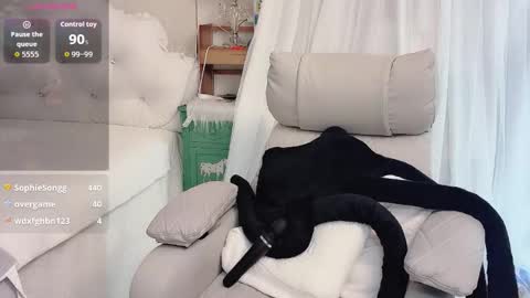 yooo online show from October 2025 09:51:01 AM