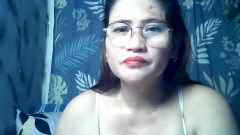 Snapshot of amazing_angel22 chatting on October 2025 04:37:02 PM amazing angel online show from October 2025 04:37:02 PM
