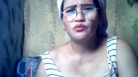 Snapshot of amazing_angel22 chatting on October 2025 02:50:02 AM amazing angel online show from October 2025 02:50:02 AM