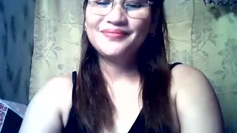 Snapshot of amazing_angel22 chatting on October 2025 02:59:02 AM amazing angel online show from October 2025 02:59:02 AM