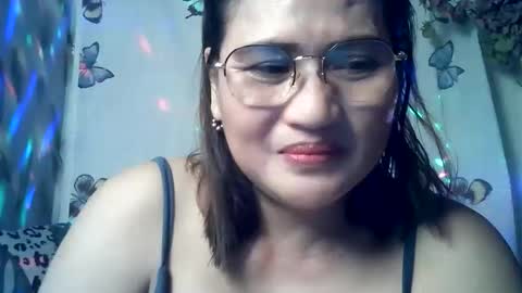 Snapshot of amazing_angel22 chatting on March 2026 05:31:02 PM amazing angel online show from March 2026 05:31:02 PM