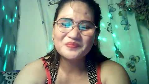 Snapshot of amazing_angel22 chatting on March 2026 04:33:01 PM amazing angel online show from March 2026 04:33:01 PM