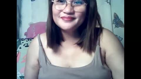 Snapshot of amazing_angel22 chatting on March 2026 04:01:02 PM amazing angel online show from March 2026 04:01:02 PM