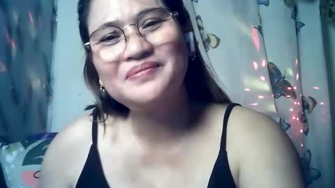 Snapshot of amazing_angel22 chatting on March 2026 01:38:01 PM amazing angel online show from March 2026 01:38:01 PM