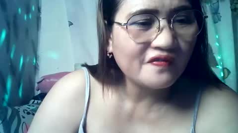 Snapshot of amazing_angel22 chatting on April 2026 11:22:02 AM amazing angel online show from April 2026 11:22:02 AM