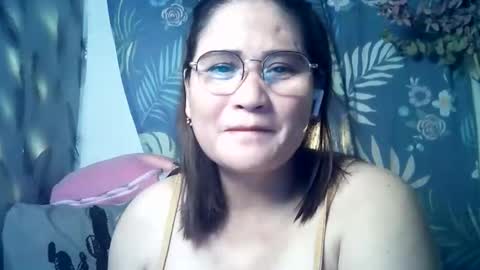 Snapshot of amazing_angel22 chatting on April 2026 04:56:02 PM amazing angel online show from April 2026 04:56:02 PM