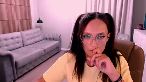 Izza online show from July 2026 02:13:01 PM