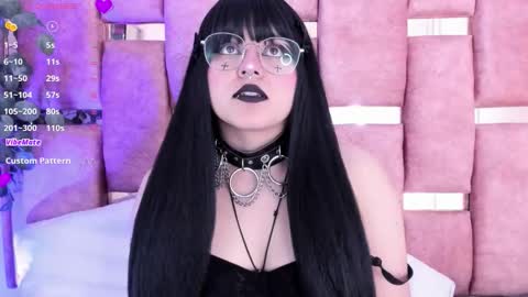   online show from October 2025 07:12:02 PM