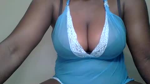 Mia online show from February 2025 01:15:02 AM