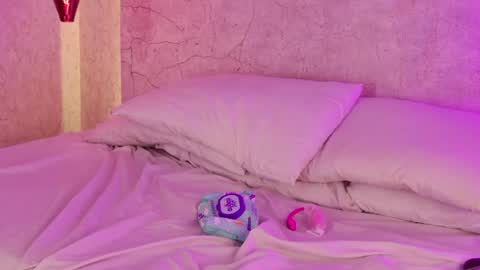 Snapshot of ambar_midnigth chatting on July 2026 06:47:02 AM ambar_midnigth online show from July 2026 06:47:02 AM