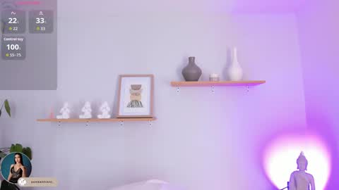 ambarevans_ online show from September 2025 11:32:02 AM