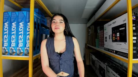 Snapshot of ambarina_ chatting on March 2026 11:32:01 AM Ambarina online show from March 2026 11:32:01 AM