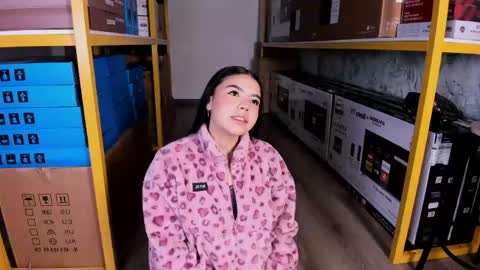 Snapshot of ambarina_ chatting on April 2026 11:33:01 AM Ambarina online show from April 2026 11:33:01 AM