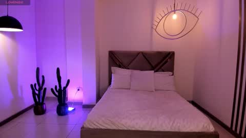 Ambar  online show from January 2026 11:45:02 AM