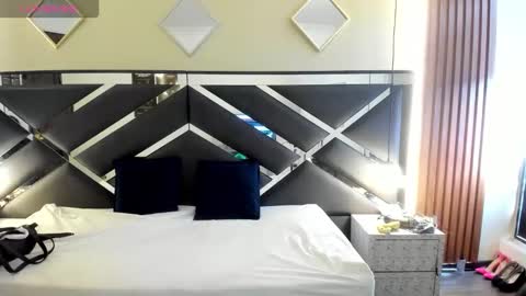 Snapshot of ambaross chatting on March 2026 12:19:01 PM Ambar Ross online show from March 2026 12:19:01 PM