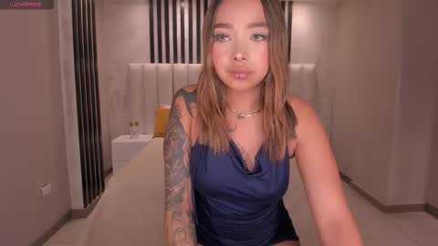 ambarowens online show from December 2025 12:26:01 AM