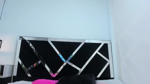 Snapshot of ambbermoon chatting on January 2025 03:30:02 AM online show from January 2025 03:30:02 AM